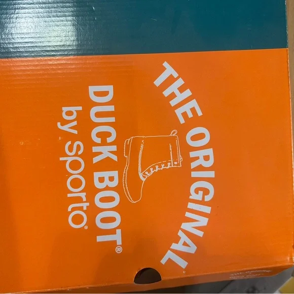 Women’s Duck Boots - Picture 6 of 6